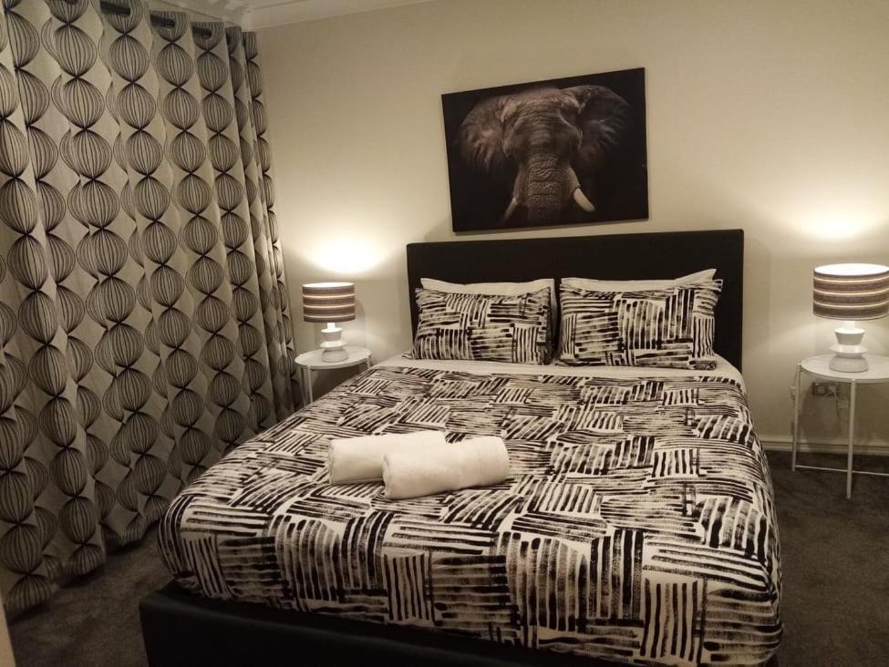 Gulf Harbour Guest House Apartment โอ๊คแลนด์ ภายนอก รูปภาพ